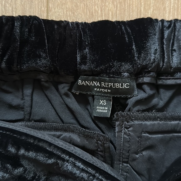 Banana Republic Velvet Pant - Picture 2 of 4